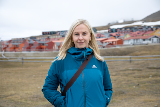  Gabriella Bolstad i Longyearbyen. Foto: Karine Aarskog, UiT